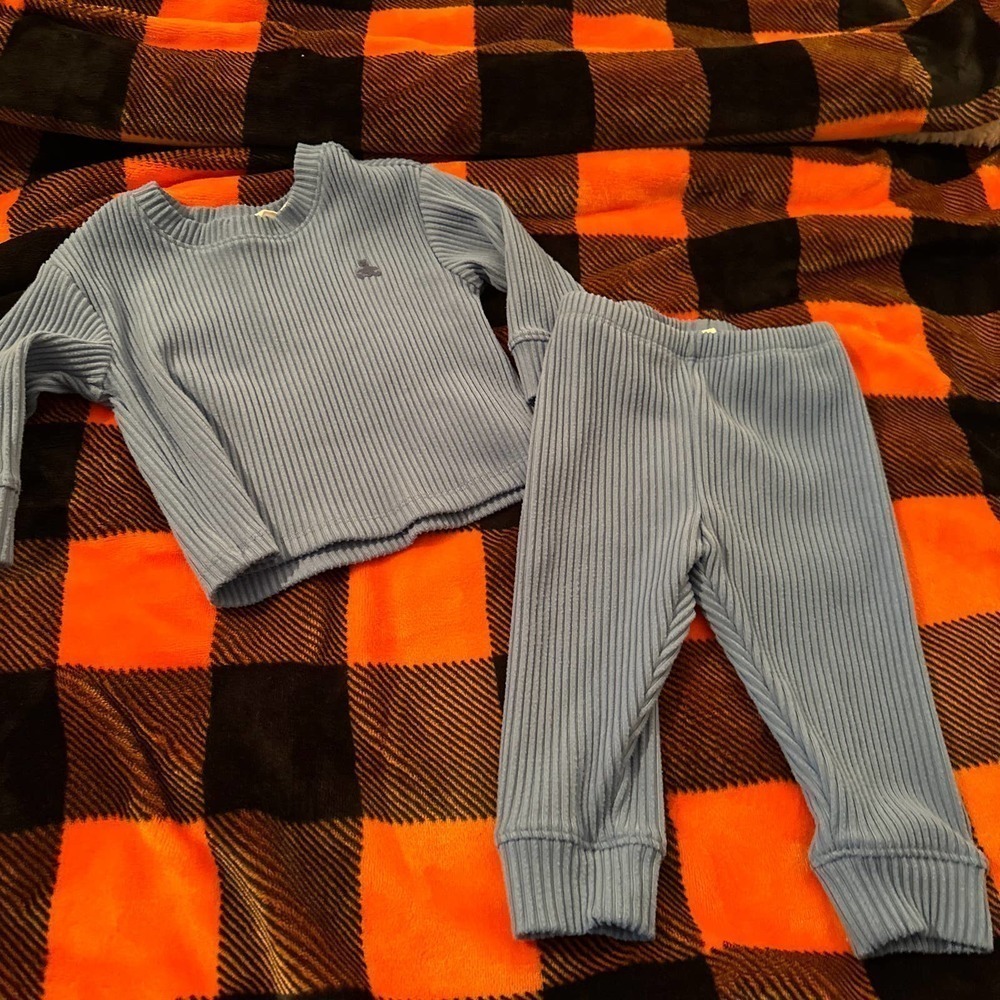 Baby gap two piece pajamas